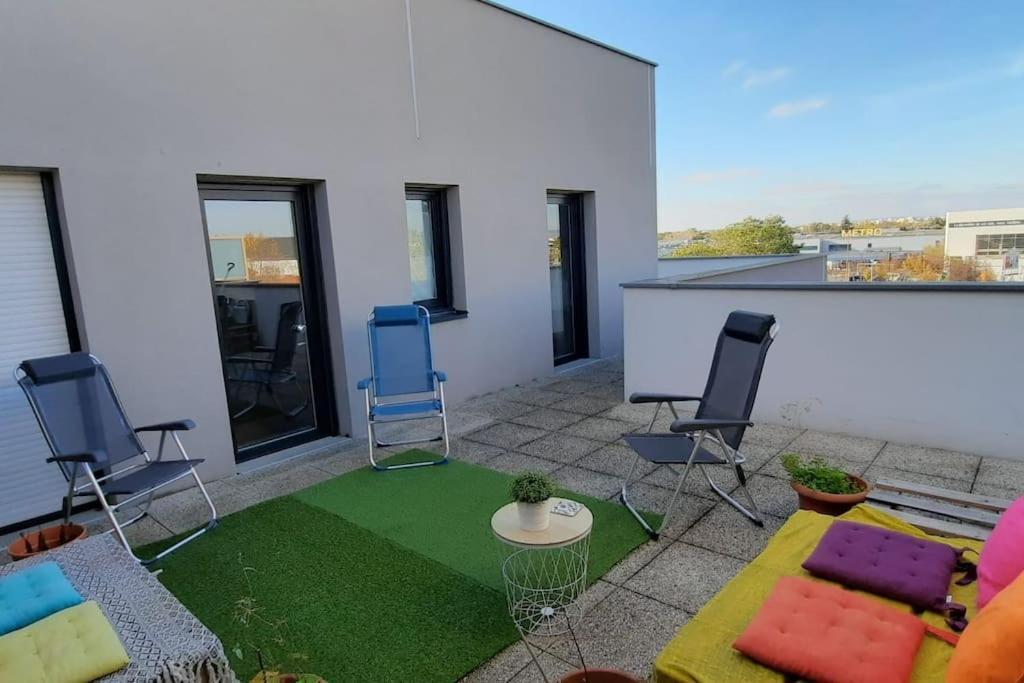 Magnifique Appartement Avec Terrasse Et Parking, 8 Personnes Nanterre Luaran gambar