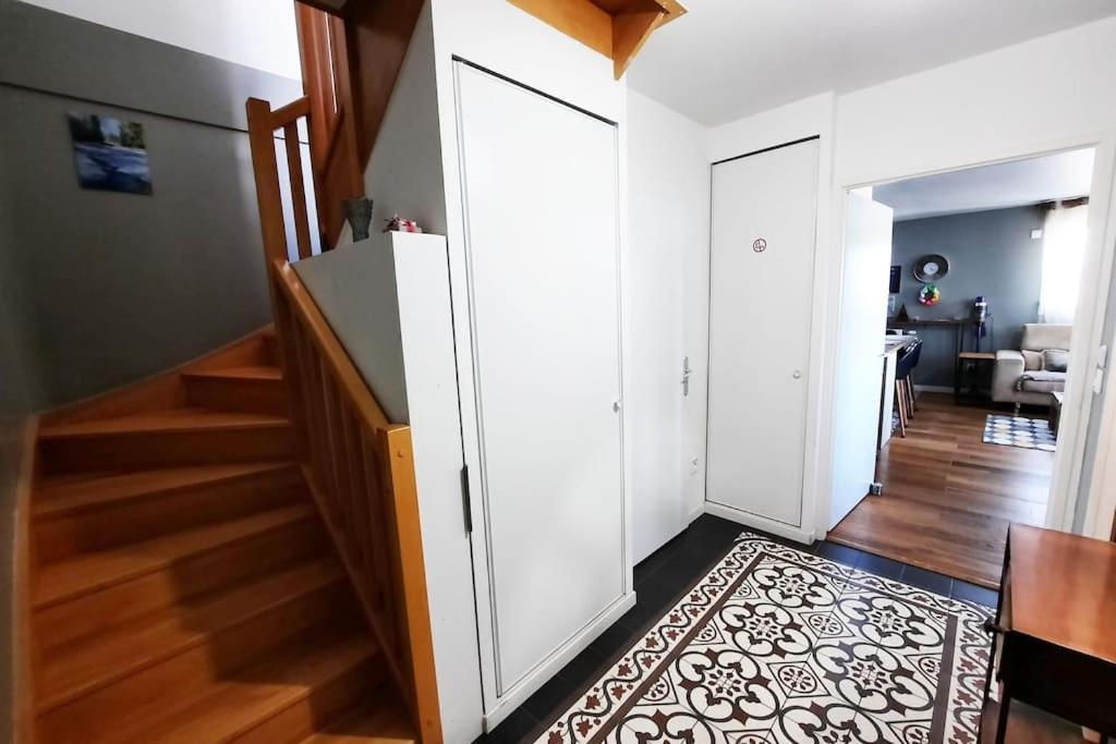 Magnifique Appartement Avec Terrasse Et Parking, 8 Personnes Nanterre Luaran gambar